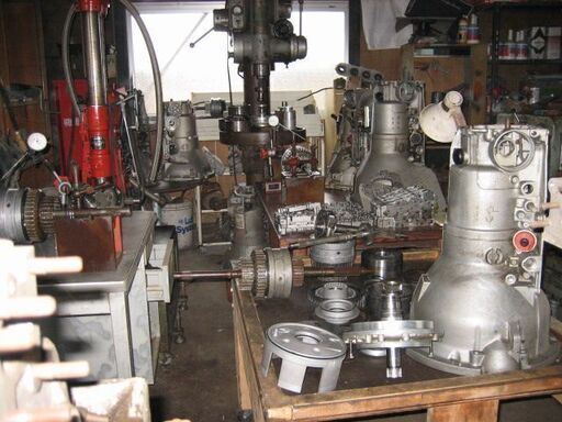 リビルトA/T-オートマミツション-サービス-センタ-4速リビルトA/Tテスト済み270000