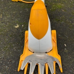 植木バリカン  剪定バリカン  芝生バリカン  リョービ　AB-1120  刃幅110mm   ガイド幅120mmの画像