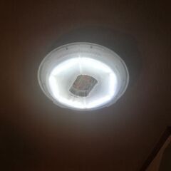 値下げしました　美品　LED 照明　リモコン付の画像