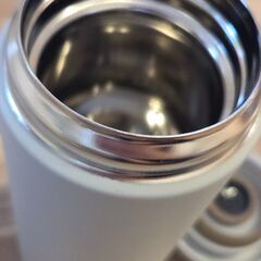 タイガー　水筒　魔法瓶　グレー　0.6リットルの画像