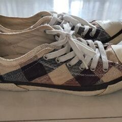 スニ−カ２６センチ1000円の画像