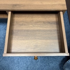 引き出し付き　テーブル　ミドルブラウン　ニトリ　の画像