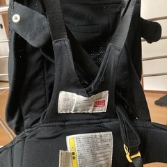 アップリカ　抱っこ紐　中古の画像