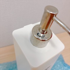 🧴tower*マグネットツーウェイディスペンサーボトル美品!!コンディショナー用の画像