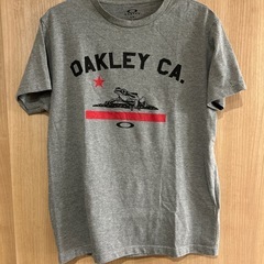 OAKLEY Tシャツ