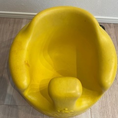 【交渉中！】バンボ　 黄色　テーブル付き　ベビー用チェアの画像