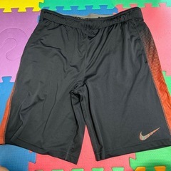 NIKE ハーフパンツ