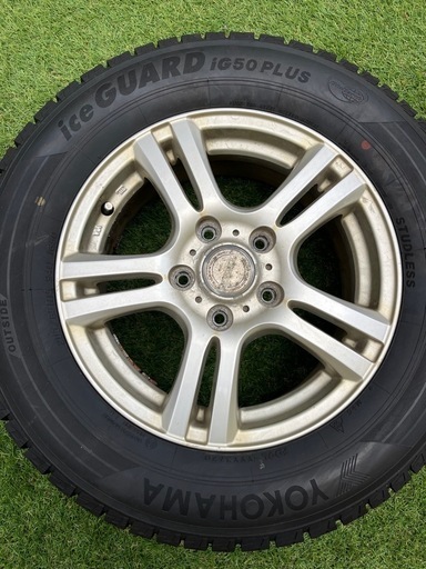 YokohamaiceGUARD IG50 PLUS15インチスタッドレスタイヤ