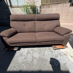 🛋️ハイバック×ゆったり3人掛けソファ登場✨の画像