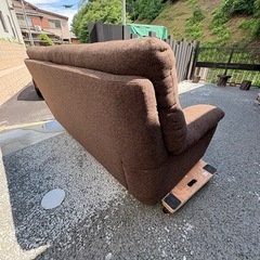🛋️ハイバック×ゆったり3人掛けソファ登場✨の画像