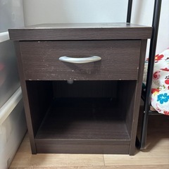 【⠀取り引き中  】サイドテーブル