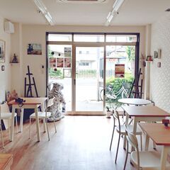  iasa Salon & Art Room (アートカフ…