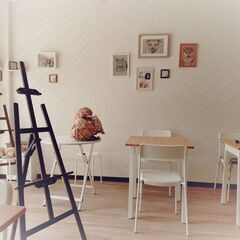  iasa Salon & Art Room (アートカフェ＆リンパセラピーサロン) - 習志野市