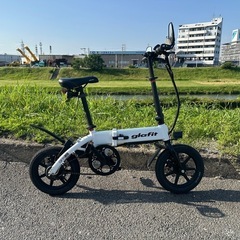 glafit グラフィット GFR-02 折りたたみ自転車 自転車 電動自転車の画像