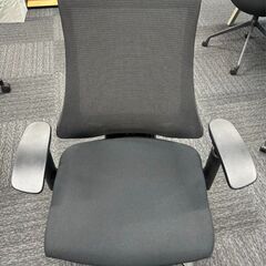ITOKI デスクチェアの画像