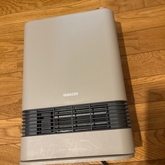 直接渡しのみ】山善セラミックファンヒーター2024年製品