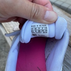 ジュニア　スニーカー　adidas スタンスミスの画像