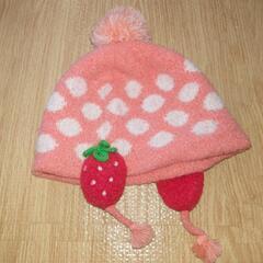 42〜46cm イチゴ　ニット帽の画像