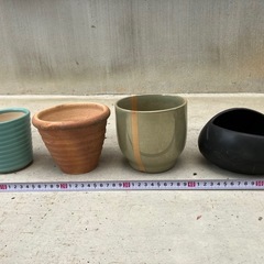 ⑥植木鉢（4個で100円）