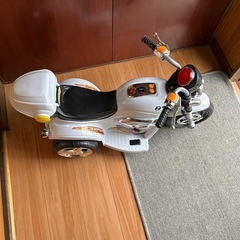 乗用玩具バイクの画像