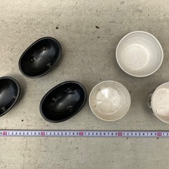 ②植木鉢6個の画像