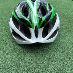 自転車ヘルメットの画像