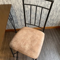 ダイニングテーブル3点の画像