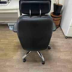 オフィスチェアの画像