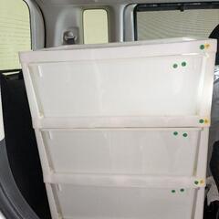 3段プラスチックタンスの画像