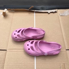 キッズ　サンダルの画像
