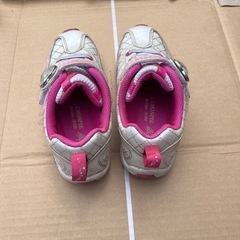 キッズシューズの画像