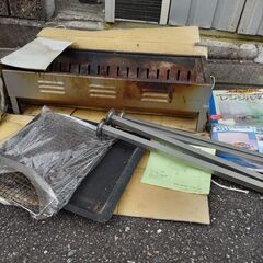 脚付きBBQコンロの画像