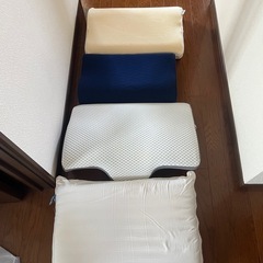 布団セット　枕四つの画像
