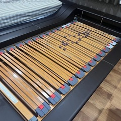カリモクのシングルベット美品（ＮＵ４６モデル）の画像