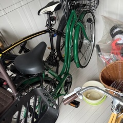 ママチャリ　深緑　かなり美品、ほぼ未使用に近い