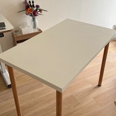 IKEA デスク ホワイト 足 リメイクの画像