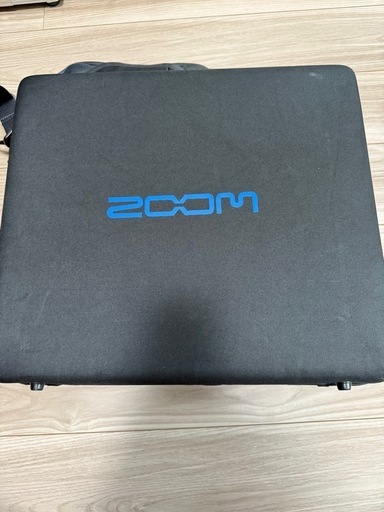 ZOOM ( ズーム ) LiveTrak L-12　デジタルミキサー