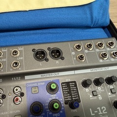ZOOM ( ズーム ) LiveTrak L-12　デジタルミキサーの画像