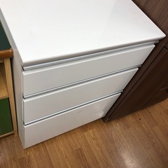 3段チェスト　ホワイト　取りに来れる方限定！