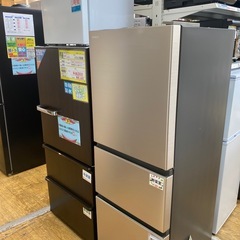 ⭐️スリム⭐️2020年製 HITACHI 265L冷蔵庫 R-27KV-1 真ん中