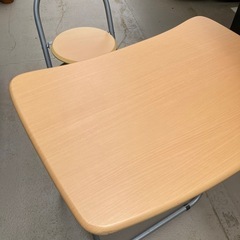 お話中　　　　　　　　　　　　　　　　　　
⭐️折りたたみデスク&チェア🪑の画像
