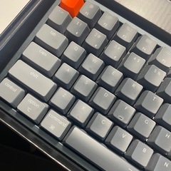 keychron k4 キーボードの画像