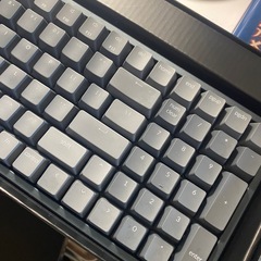 keychron k4 キーボードの画像