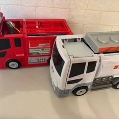 トミカのおもちゃ