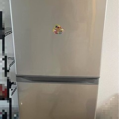 東芝の冷蔵庫（容量：330L／2019年製）
