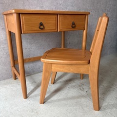 引き出し付き机＆椅子セット　木製の画像