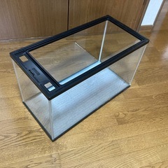 60ｃｍのアクリル水槽②