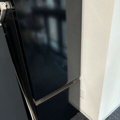 ２ドア冷蔵庫（Hisense)