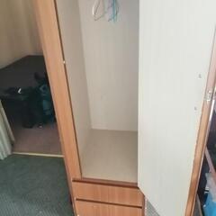 鏡付きタンス