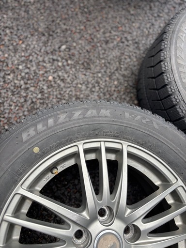 ブリヂストン　VRX   205/65R16 アルミホイールセット